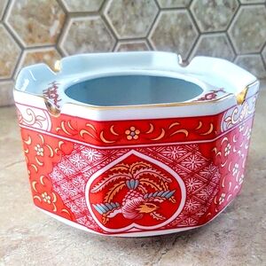 VTG Toyo Japan Hand Painted Gold Bird Ashtray